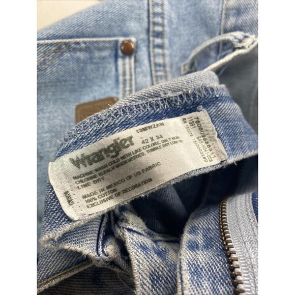 Wrangler Jeans Men's 42x34 Fits 42x31 Blue 13MWZAW Cowboy Cut Western Denim - Picture 3 of 9